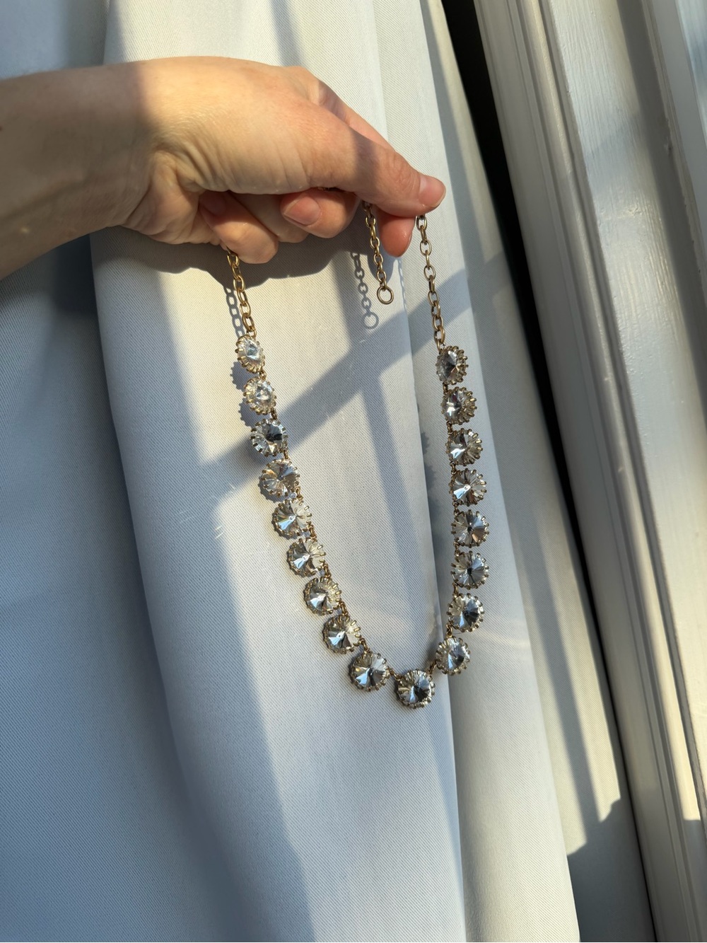 J.Crew Gold Tone Oversized Clear Crystal Round Riviere Collar Necklace Statement - Picture 3 of 7